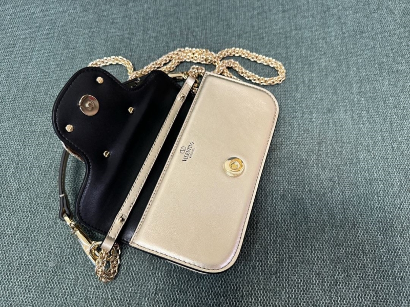 Va1e*ntin0 satchel bag